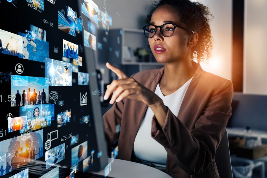 Visual Content: Enhancing Engagement Through Imagery